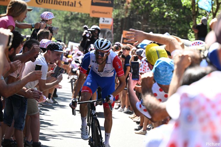 Spanish store bike race
